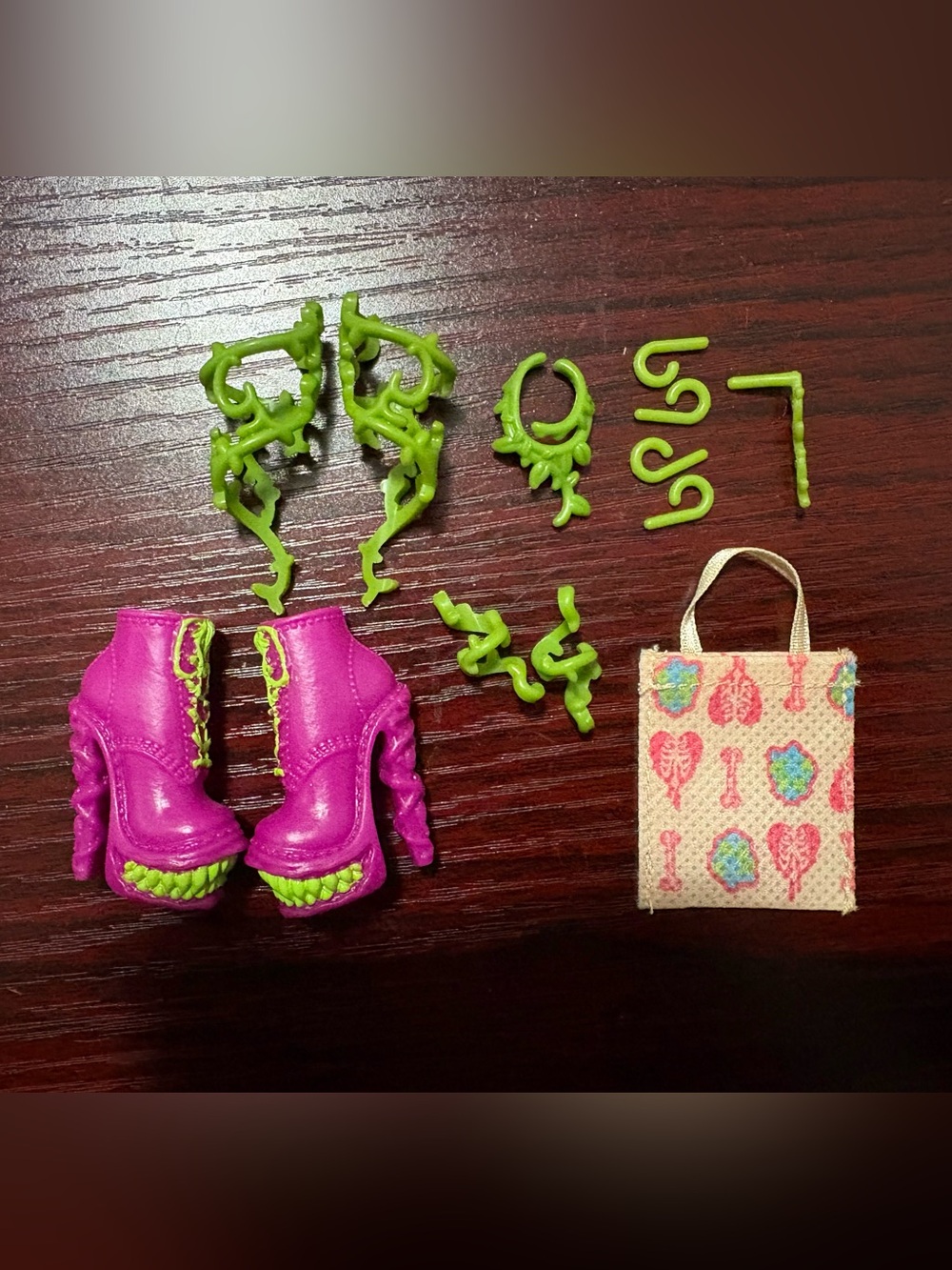 Monster High Venus McFlyTrap Signature Accessories